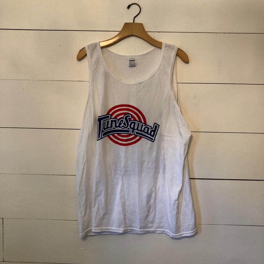 🎉5 for $25🎉 Lola bunny Tunesquad Jersey L